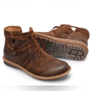 Born Tarkiln brown leather womens boots size 6.5